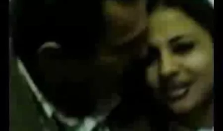 Gadis yang aneh bokeb onlen indonesia