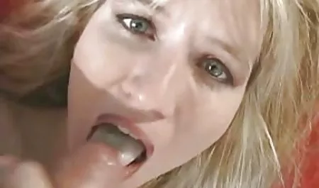 Man striming bokeb indonesia cumshot di tangan seorang gadis muda Ashlynn Brooke