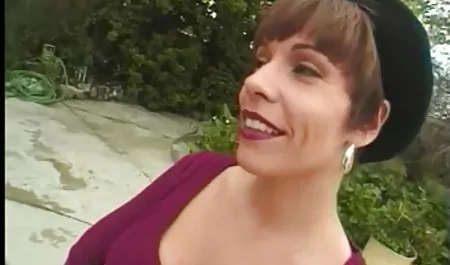 Sadie Blair sex indo online dengan vibrator favoritnya